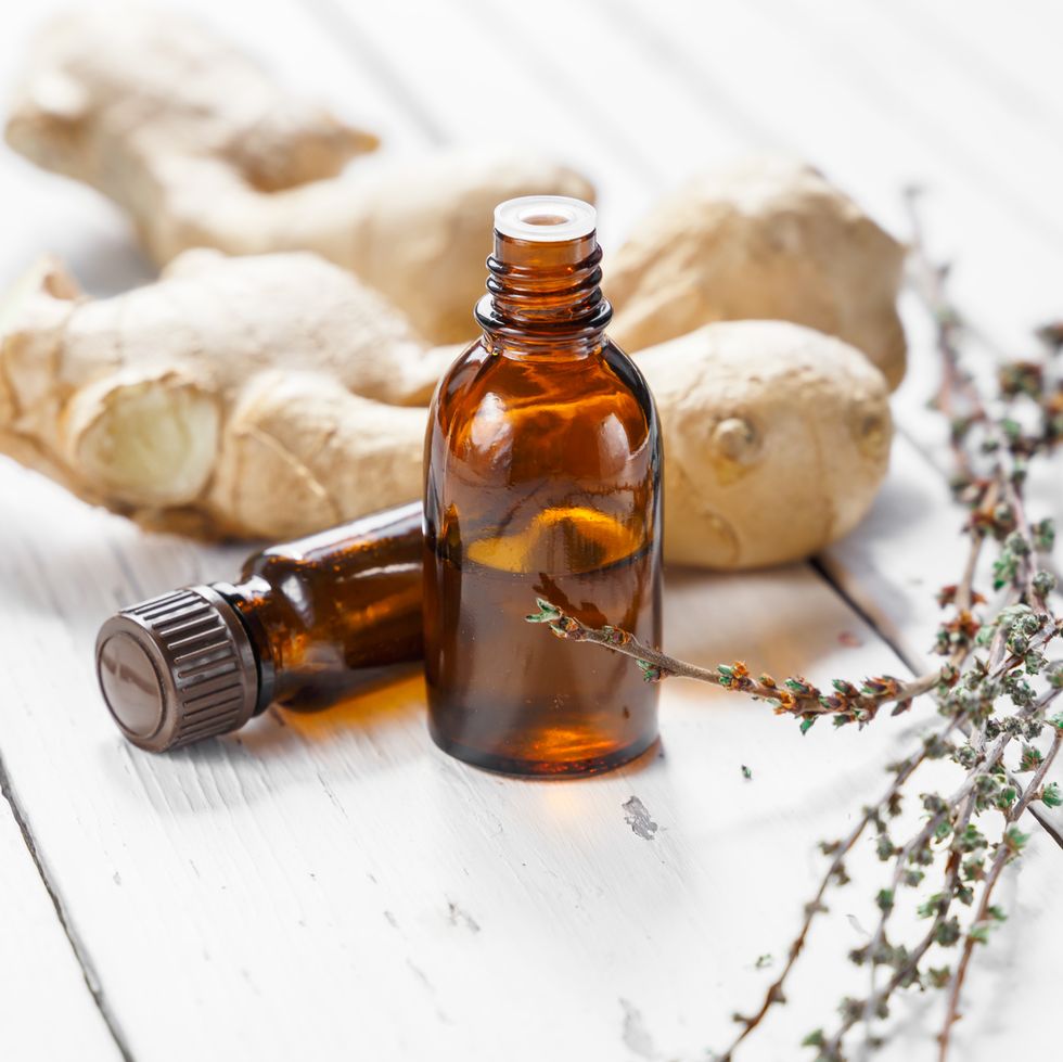  Massage Ginger Essential Oil Supercritical CO2 Extraction Ginger Oil 
